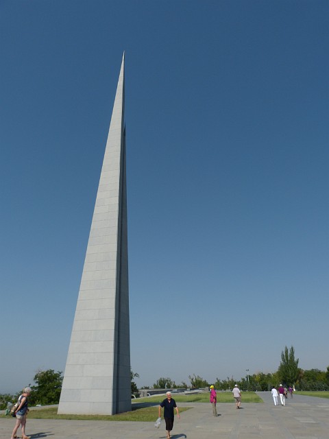 073 Pomnik ludobójstwa Ormian.JPG