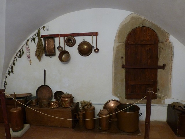 380 Kuchnia w zamku.JPG