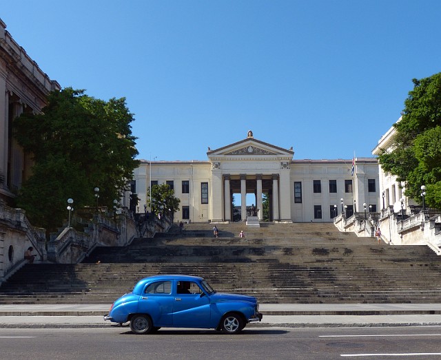 206.jpg - 206 Najstarszy Uniwersytet na Kubie założony w 1728 roku, na którym studiował Fidel Castro