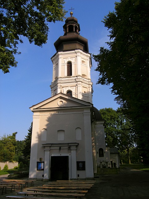 109 Kościół pw. św. Mikołaja.jpg