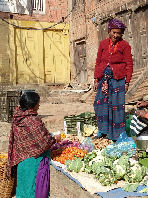 033.JPG - 033 Handel na ulicach Bhaktapur.
