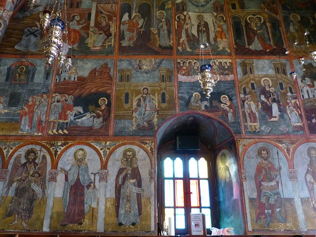 097.jpg - 097 XVIII-wieczne freski namalowane przez lokalnych artystów, braci Karakosti. 