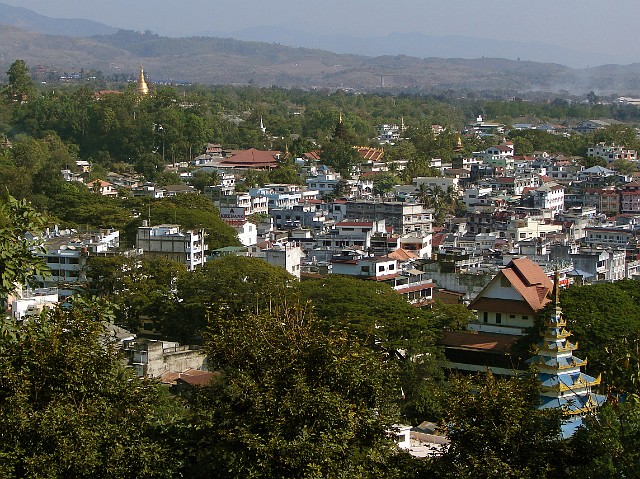 216.jpg - 216 Widok na birmańskie miasteczko Tachileik.