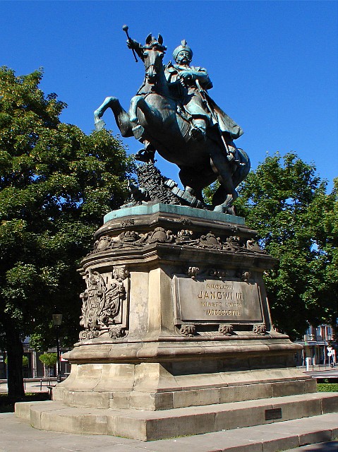 077 Pomnik króla Jana III Sobieskiego.jpg