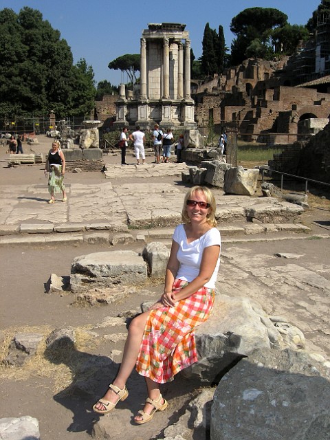 22 Forum Romanum.JPG