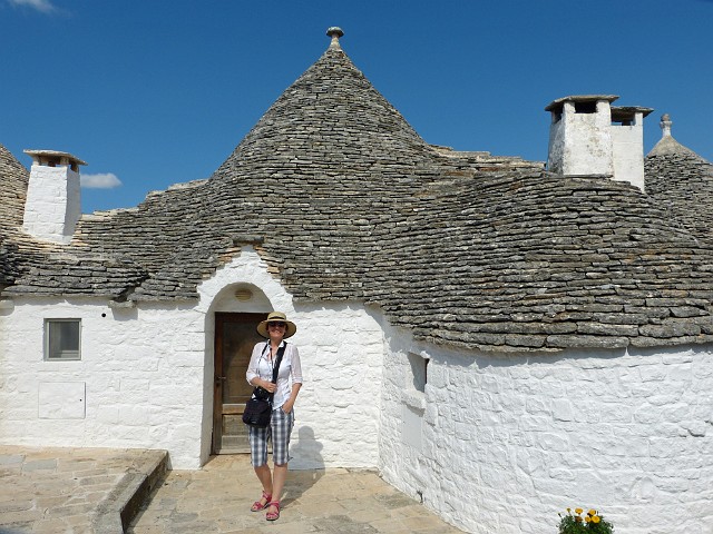 018 Alberobello.jpg