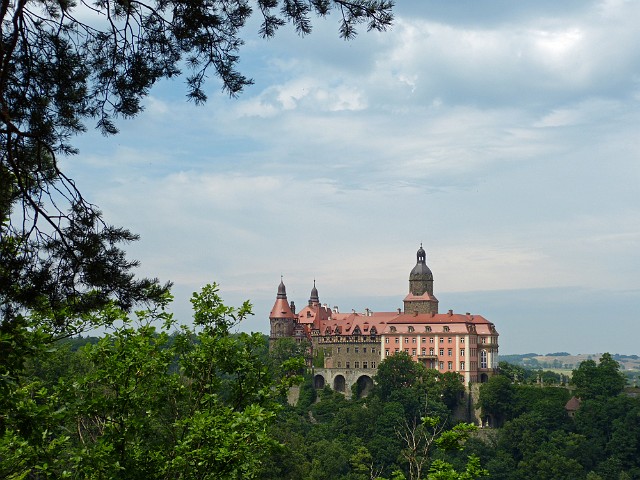 001.jpg - 001 Zamek Książ w Wałbrzychu to  trzeci co do wielkości zamek w Polsce (po Malborku i Wawelu) i jeden z największych w Europie