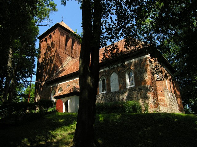 039 Kościół w Tołkinach.jpg