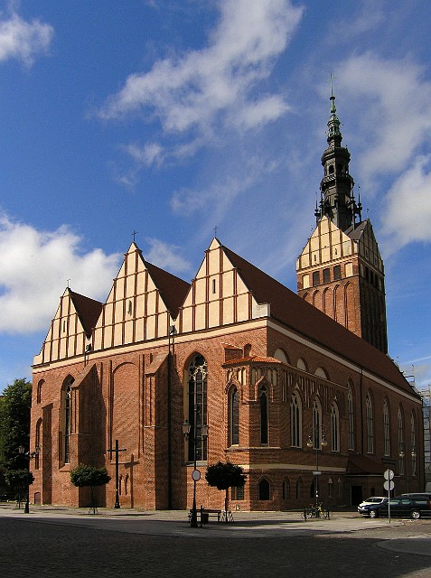 066 Katedra pw. św. Mikołaja.jpg