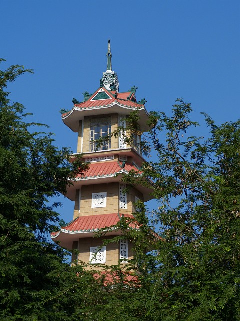 079.jpg - 079 Wieżyczka buddyjskiej pagody Xa Loi