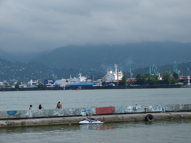 023 Port w Batumi.JPG