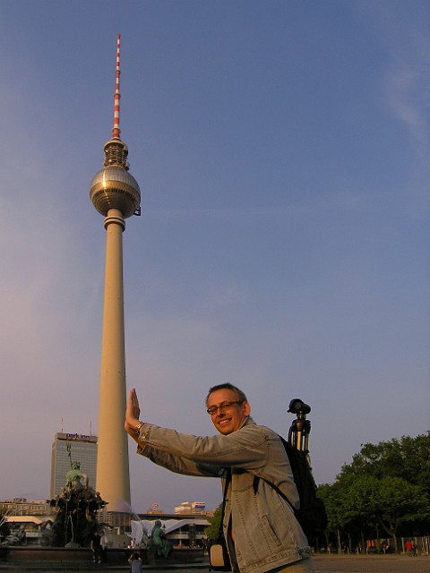 010 Wieża telewizyjna na Alexanderplatz.jpg